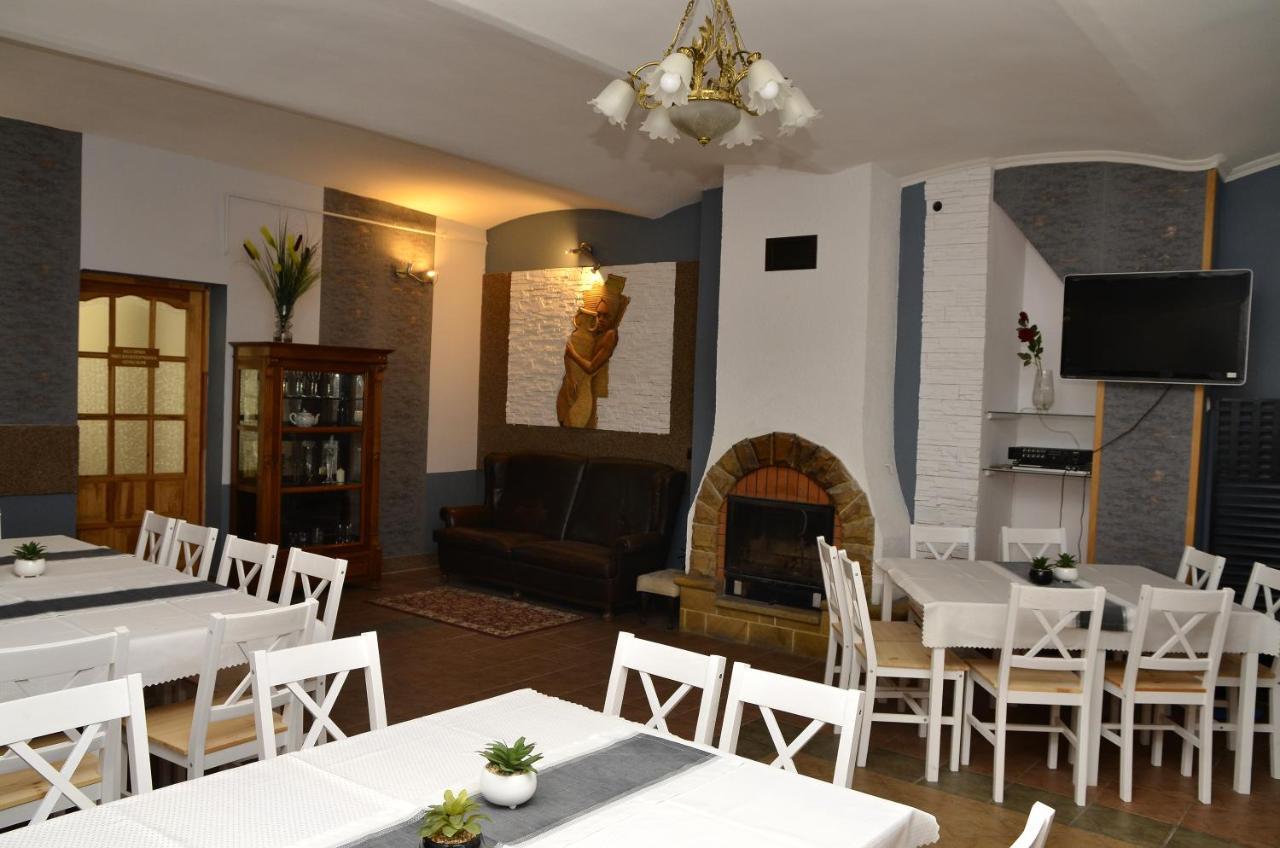 Gosciniec Zapiecek Hotel Stronie Slaskie Exterior photo